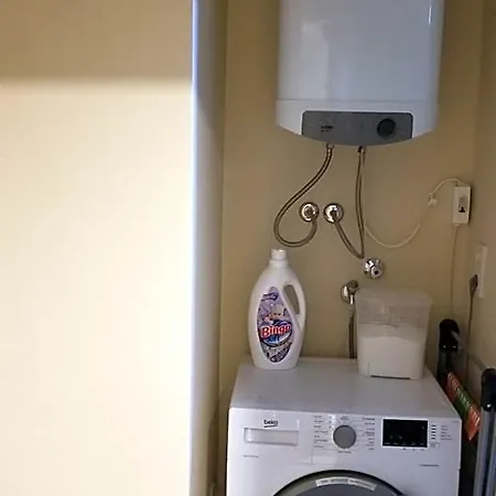 Huge Evleri 1 İçmeler