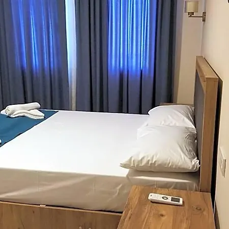 Huge Evleri 1 4* İçmeler
